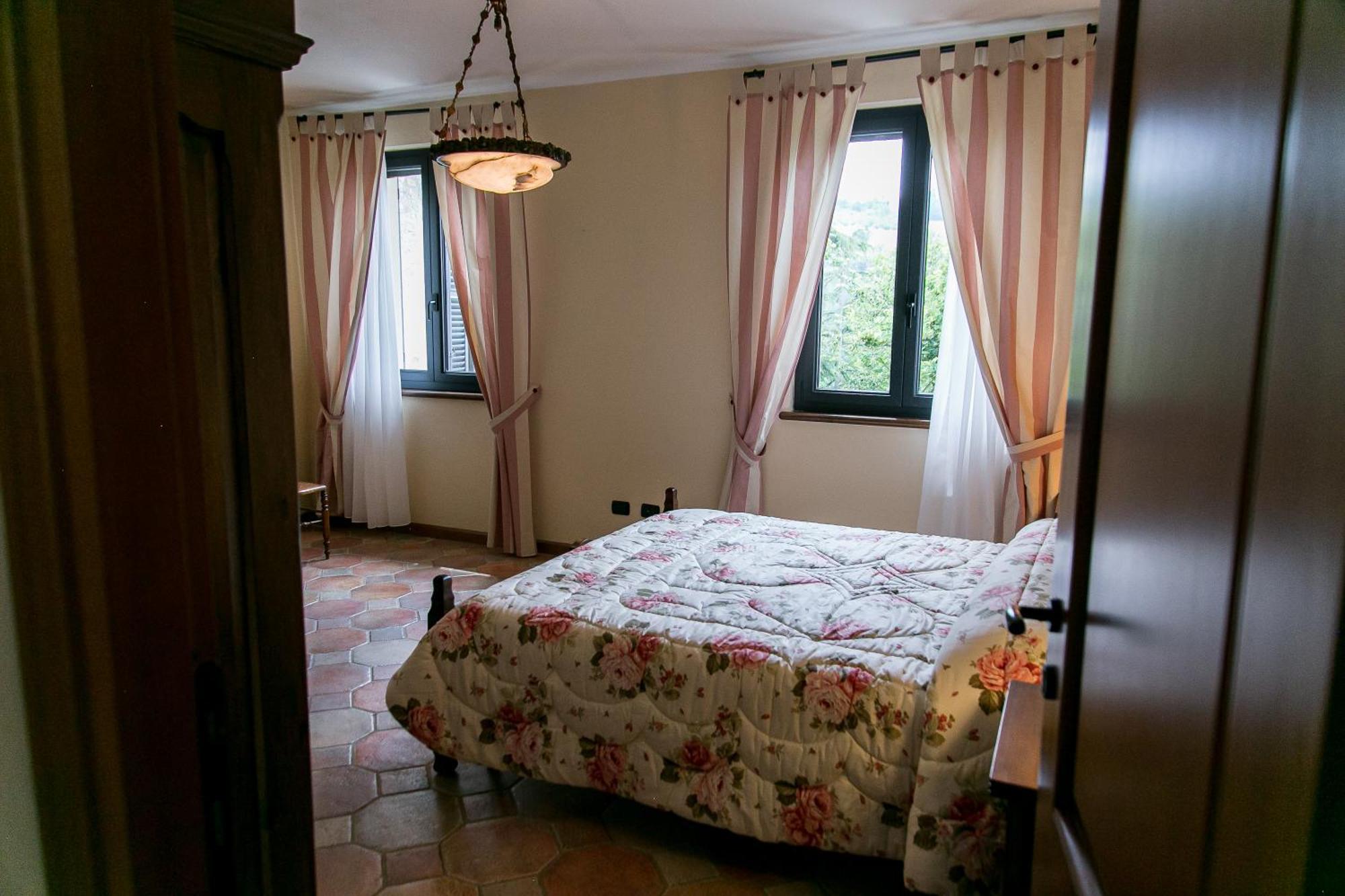 Tenuta Baravalle Calamandrana Esterno foto