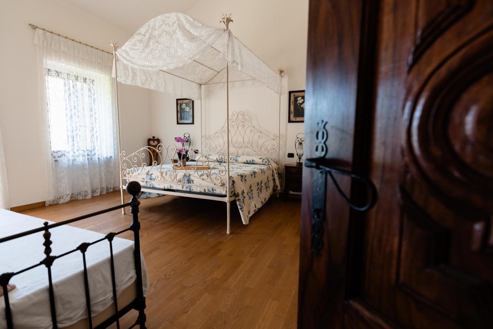 Tenuta Baravalle Calamandrana Esterno foto