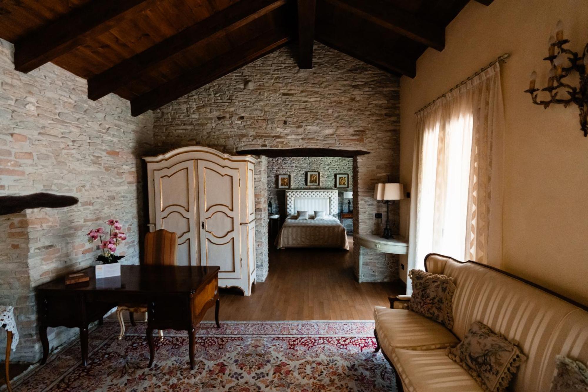 Tenuta Baravalle Calamandrana Esterno foto